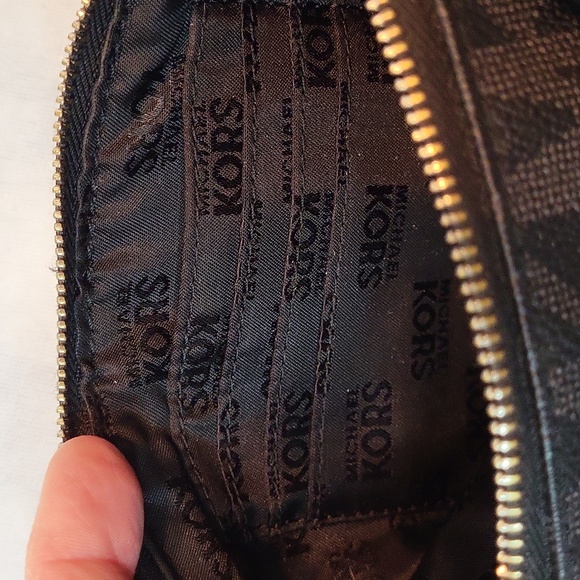 Michael Kors Wristlet - Picture 8 of 11